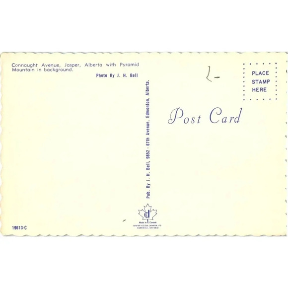 Connaught Avenue, Jasper, Alberta with Pyramid Mountain in Background Postcard - Picture 2 of 2